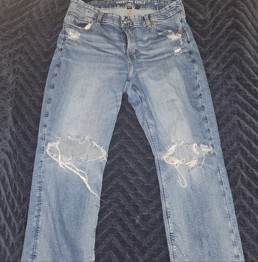 American Eagle Distressed Blue Jeans Size 18